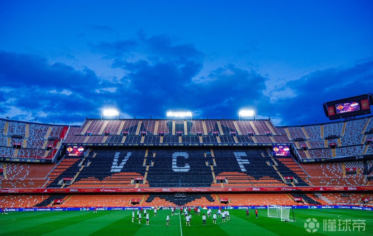 爱游戏体育-关于瓦伦西亚客场逆袭力挽狂澜保住资格的信息