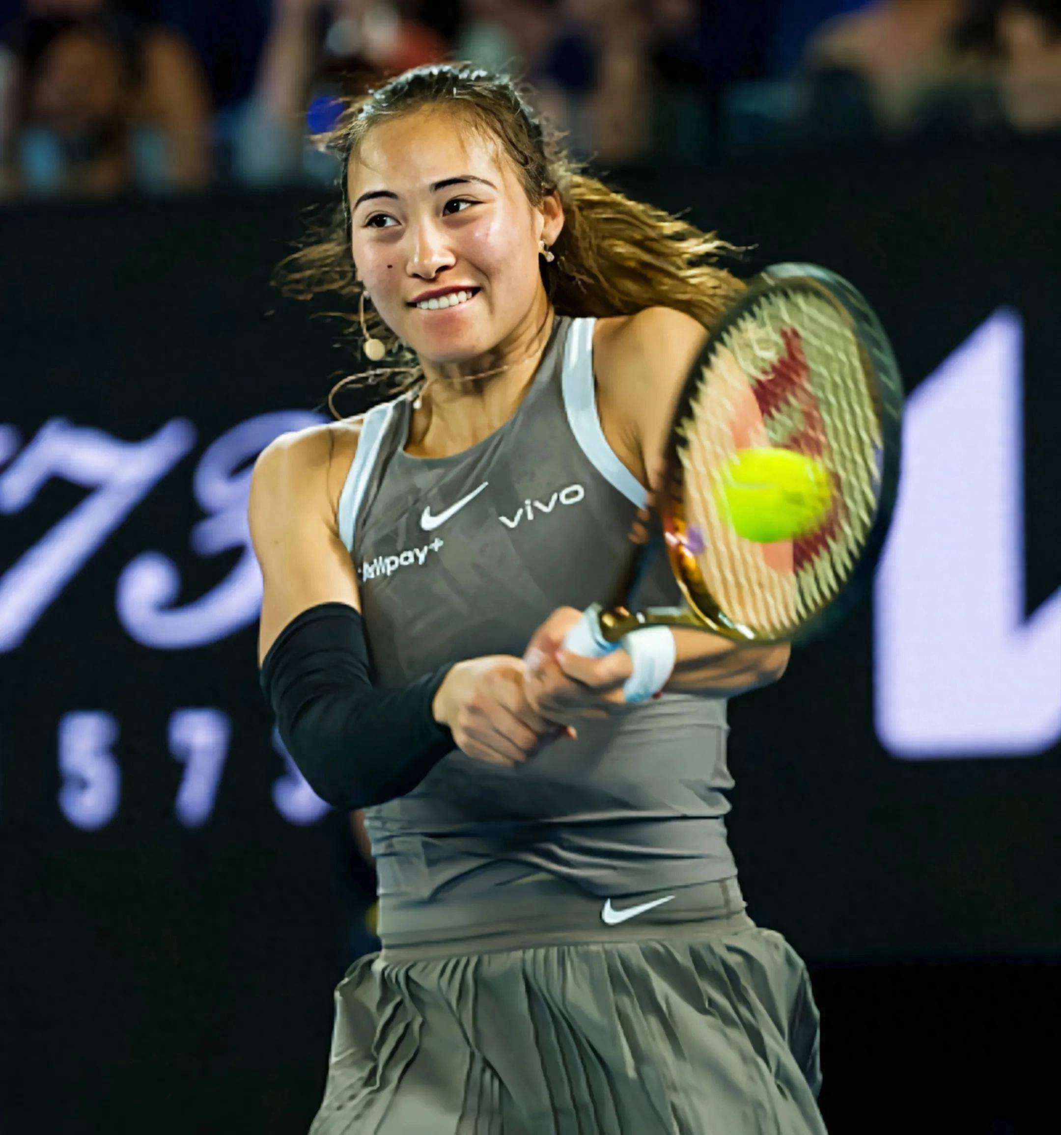 包含罗马尼亚队喜获胜利!在欧洲预选赛中取得进步!的词条 包含罗马尼亚队喜获胜利!在欧洲预选赛中取得进步!的词条