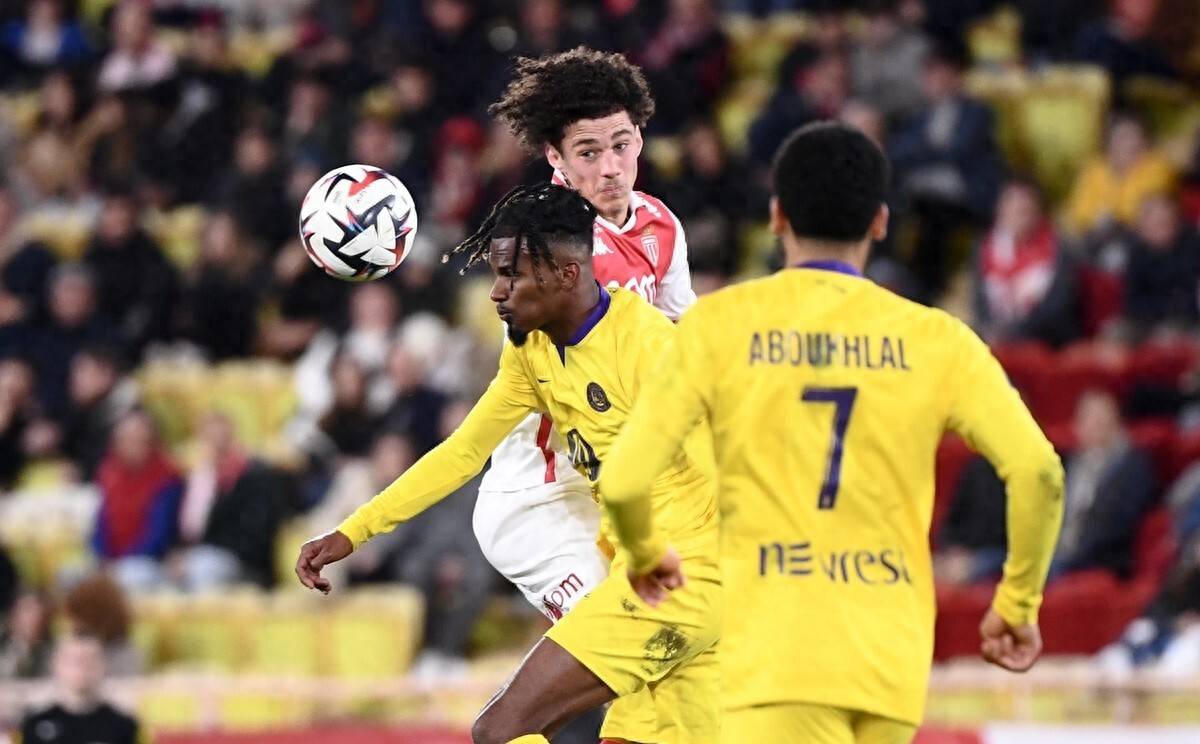 爱游戏大厅-圣埃蒂安客场不敌雷恩，遭遇失利的简单介绍