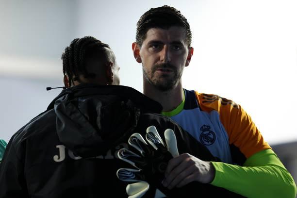 爱游戏官网-皇马门将库尔图瓦伤愈归队，助球队连胜的简单介绍