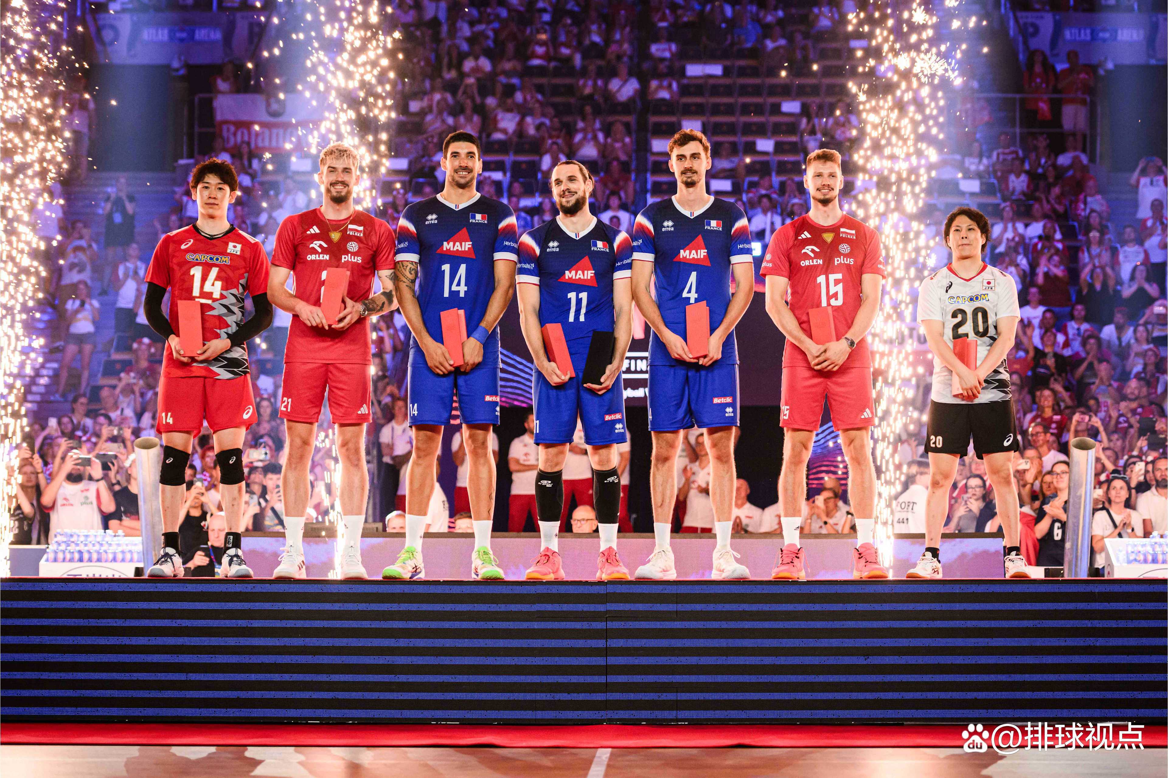 包含波兰迎来挑战:斯洛文尼亚行将交手的词条 包含波兰迎来挑战:斯洛文尼亚行将交手的词条