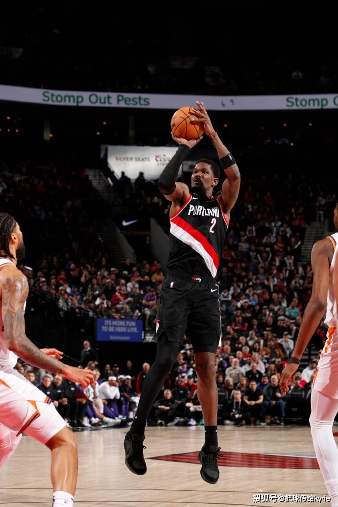 爱游戏在线-开拓者逆袭战胜雷霆进入次轮