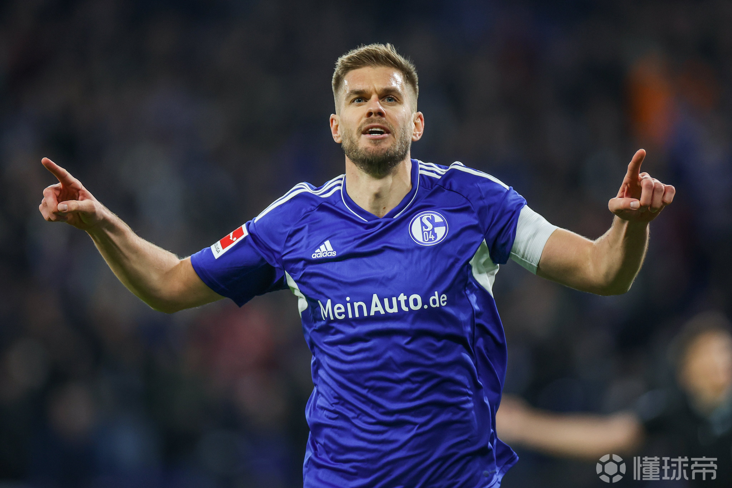 爱游戏官方入口-关于沙尔克主场惨败，球迷纷纷表达失望情绪的信息