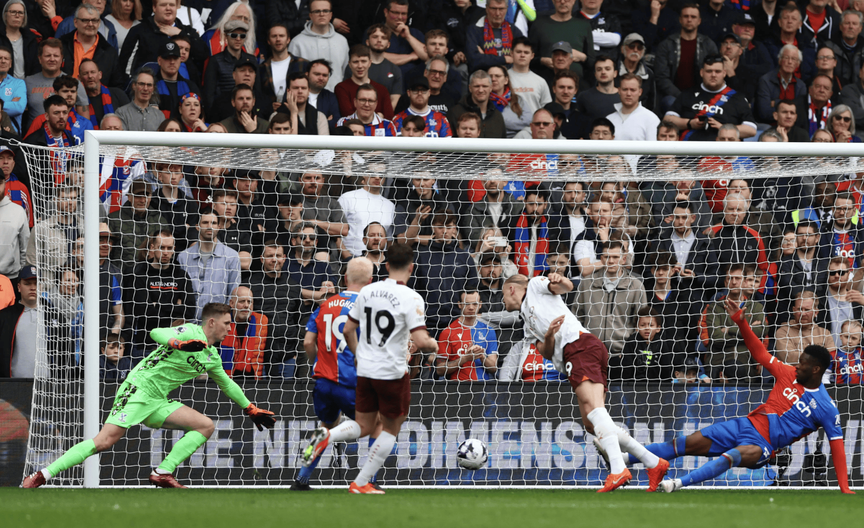 爱游戏tv-曼城大胜对手，球队霸气指日可待的简单介绍