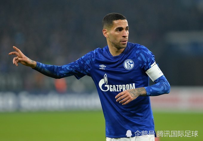 爱游戏官网-沙尔克队长发表赛后感言，表达对队友信任