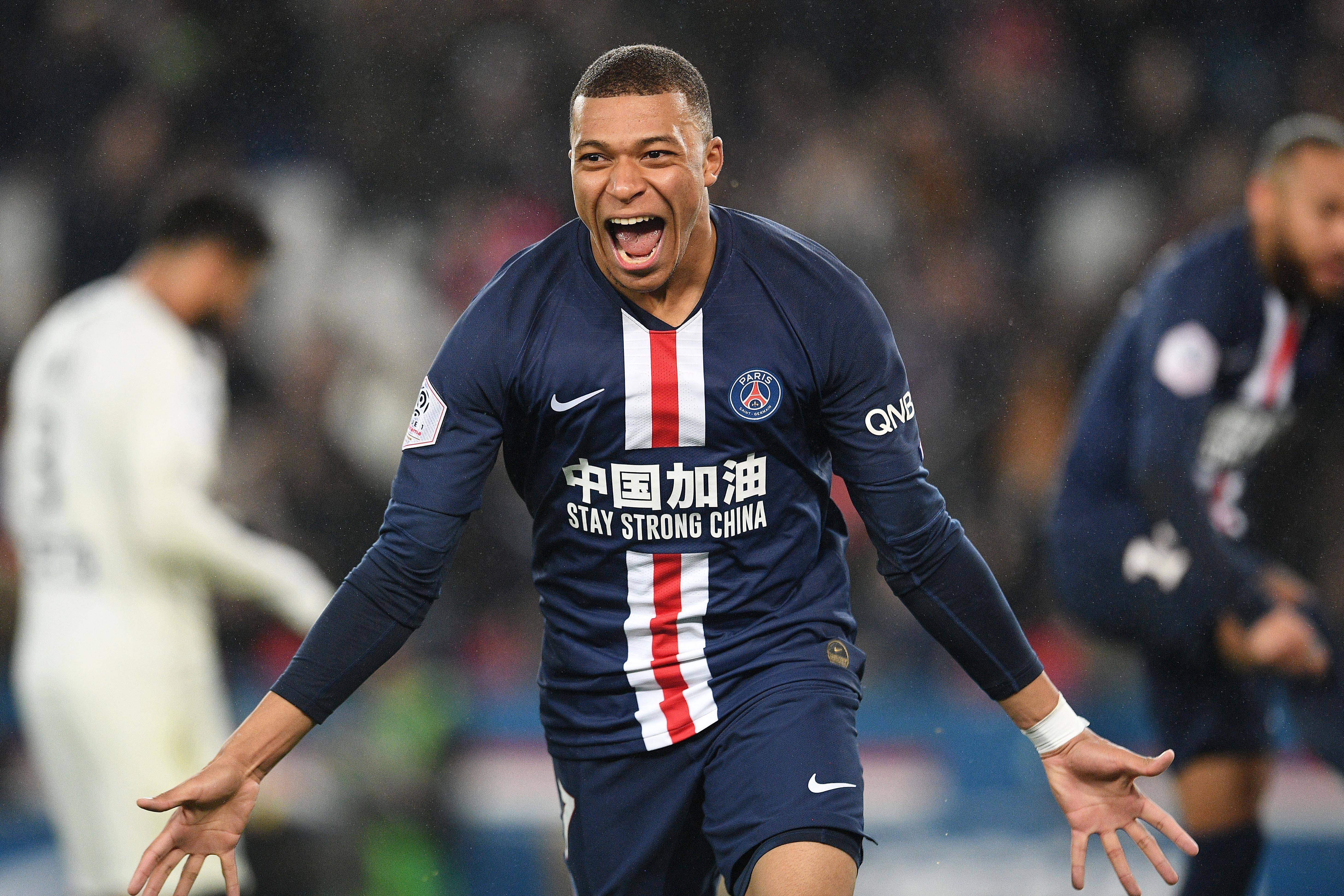 爱游戏-皇家社会客场胜利，继续争夺前四席位