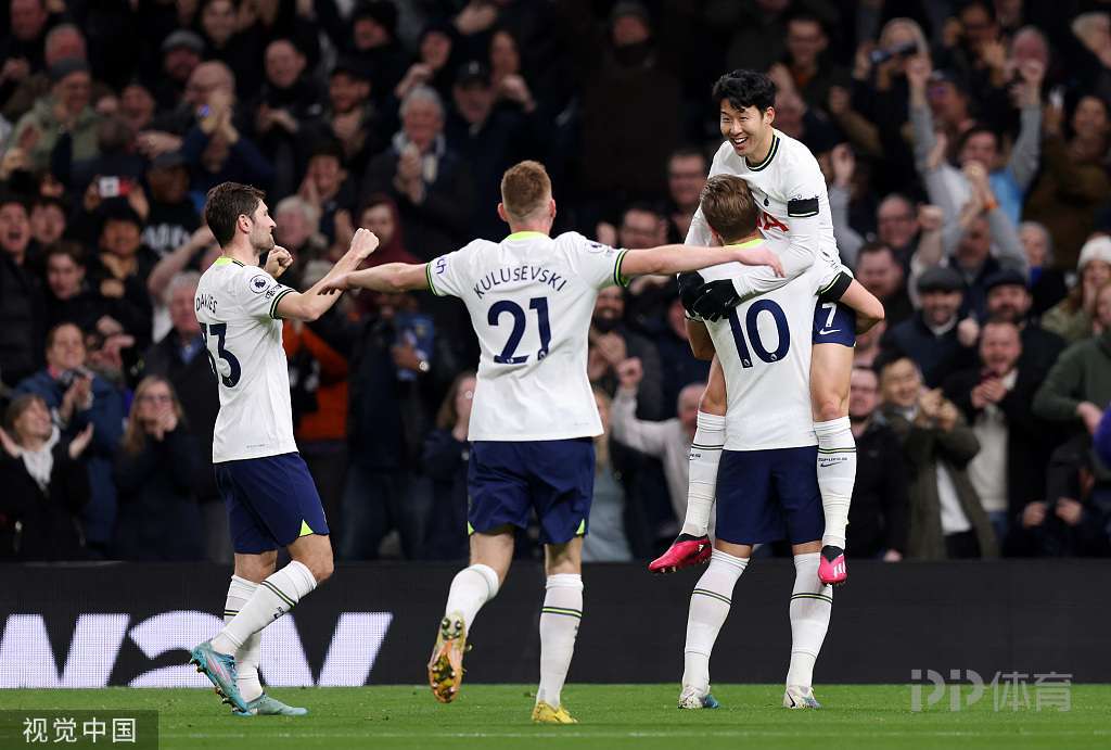 爱游戏体育-西汉姆联胜利在望，欧战希望再起的简单介绍