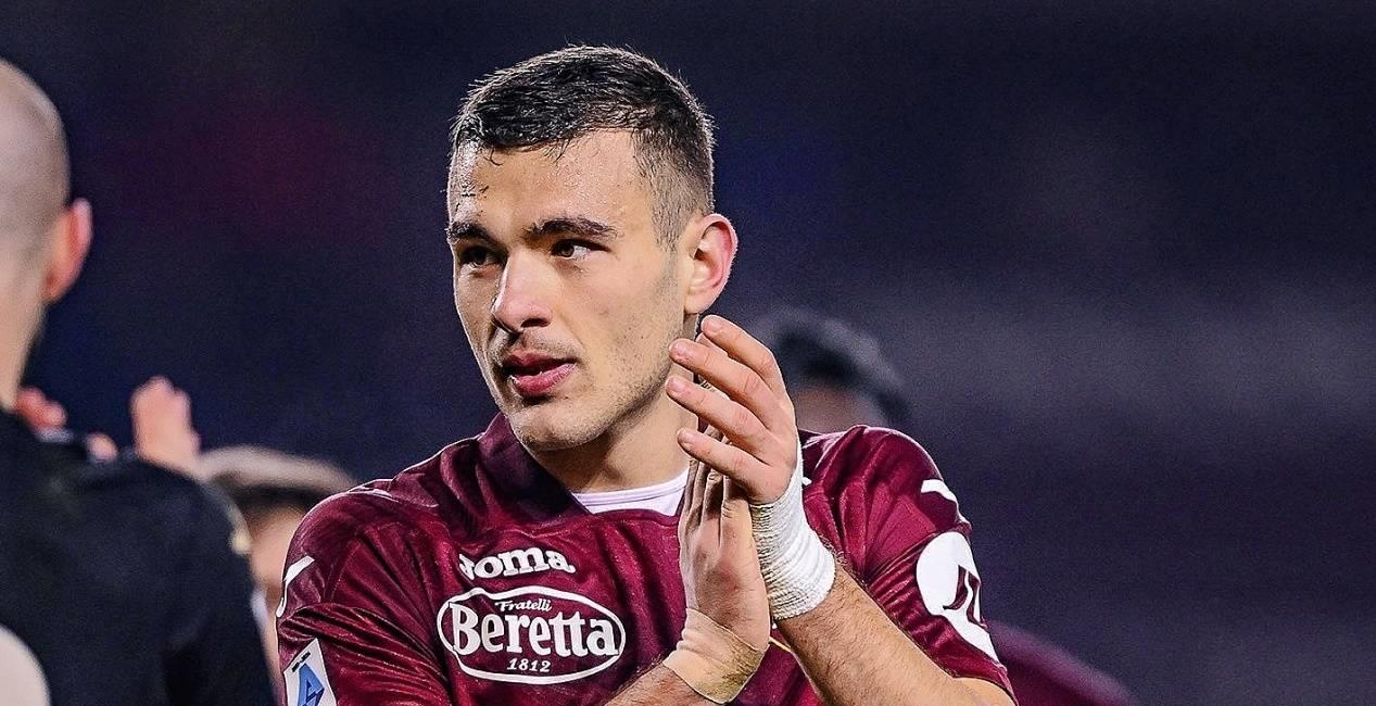 爱游戏官网-热那亚后防线失误送礼，错失宝贵分数