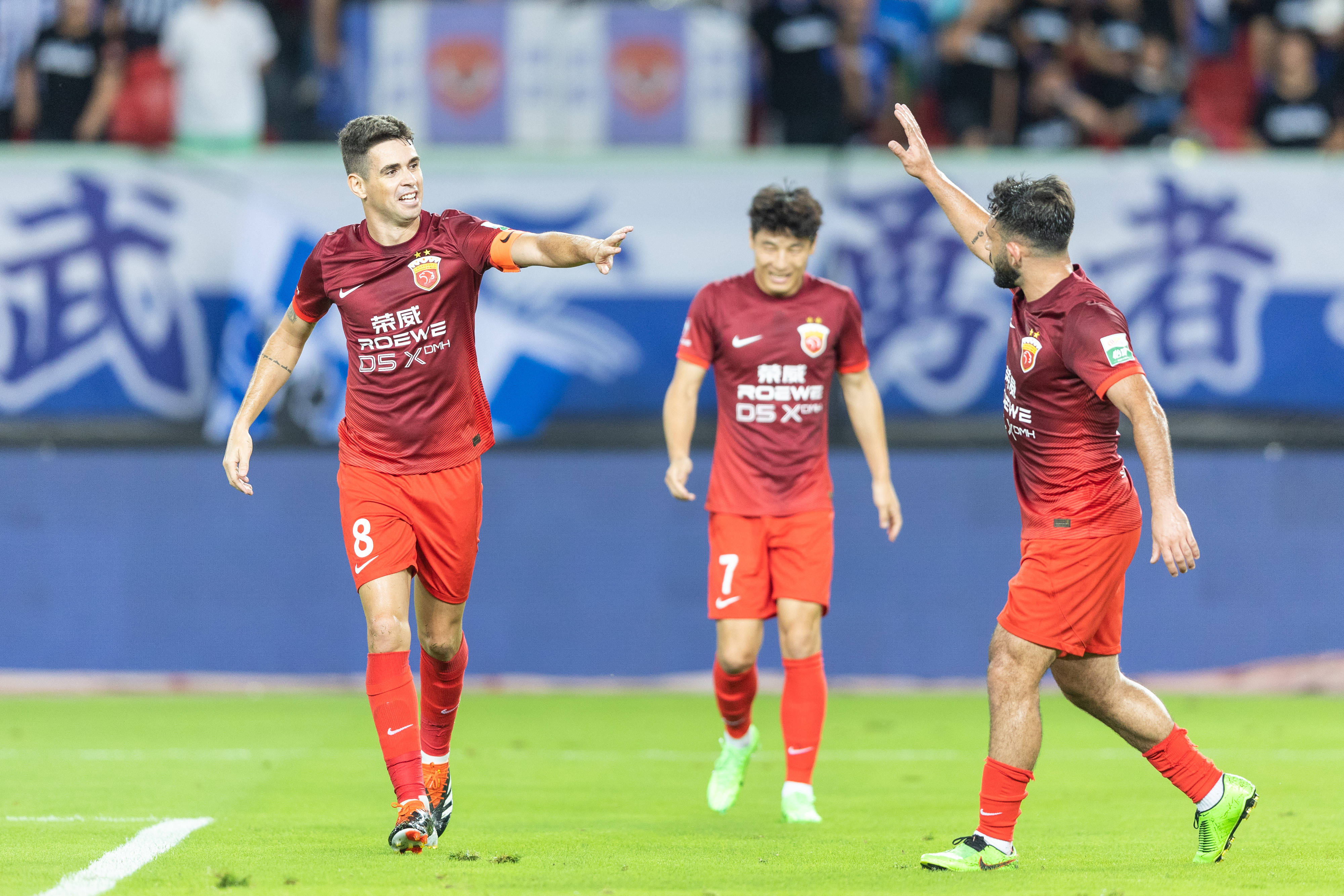 汉堡球队表现低迷,保级形势危急 汉堡球队表现低迷,保级形势危急