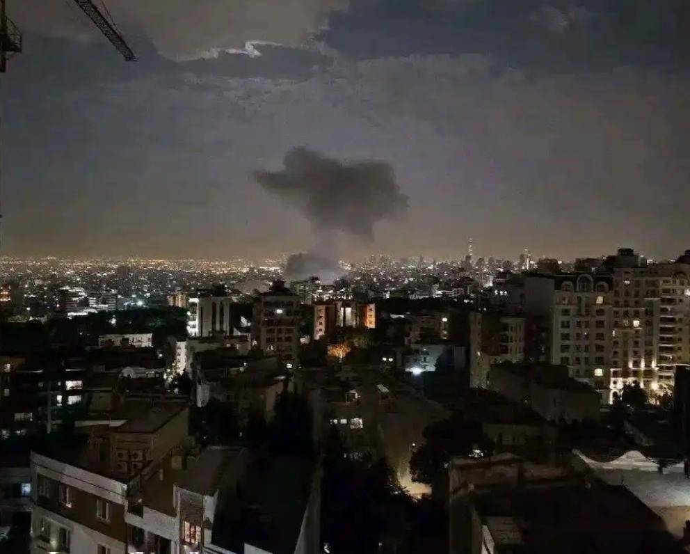 包含心有不甘:伊拉克队奋起反击的词条 包含心有不甘:伊拉克队奋起反击的词条