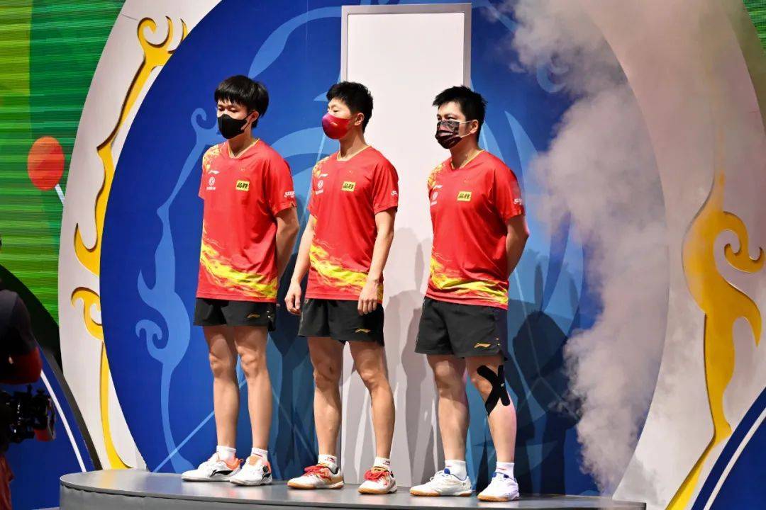 爱游戏大厅-猛龙惊险逆转，成功晋级下一轮