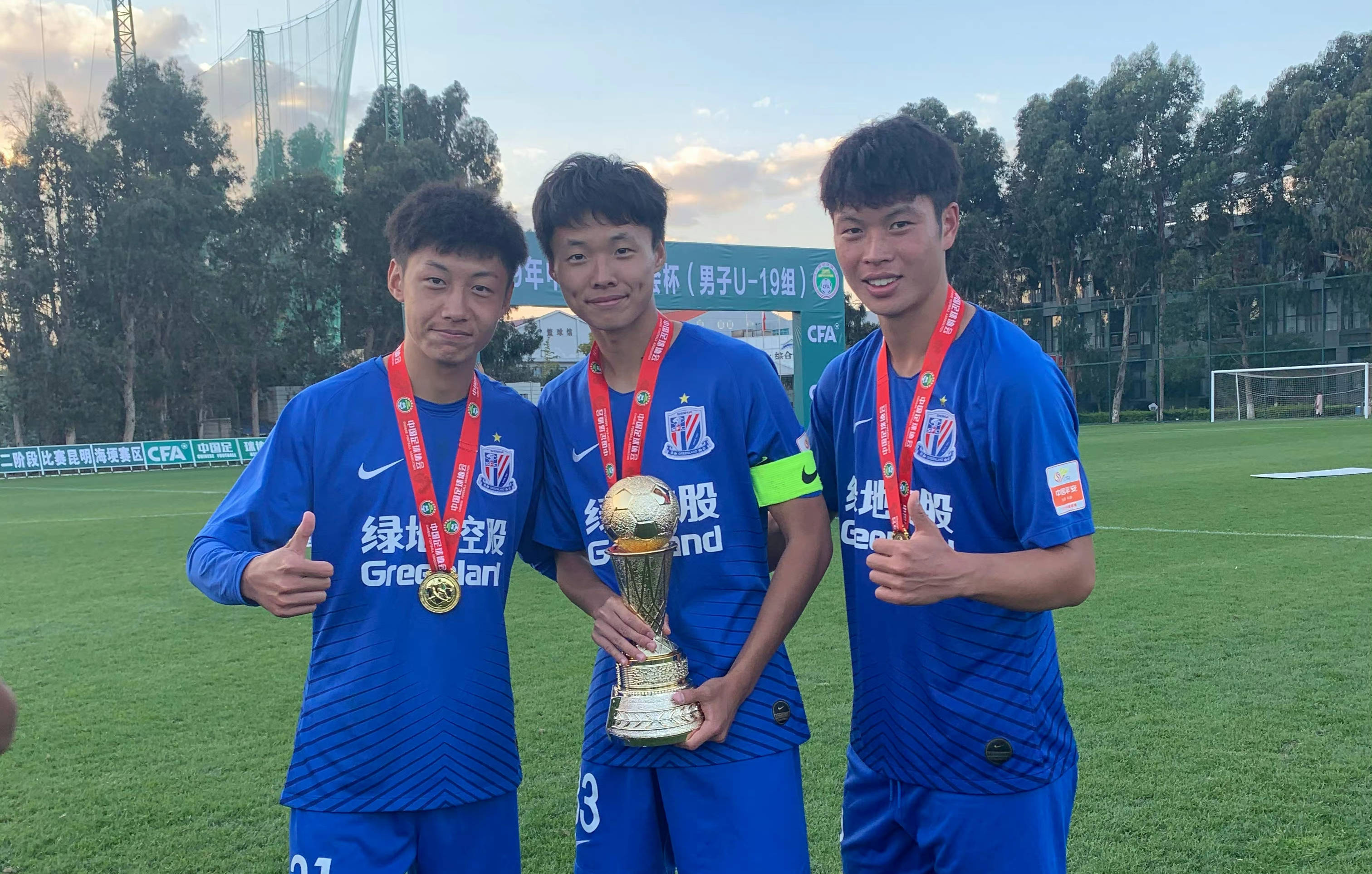 部罗诺内前锋技惊四座,成为球队得分担当的简单介绍 部罗诺内前锋技惊四座,成为球队得分担当的简单介绍