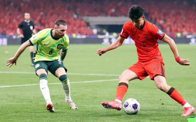 爱游戏-澳大利亚运动员突破自我，打破历史记录