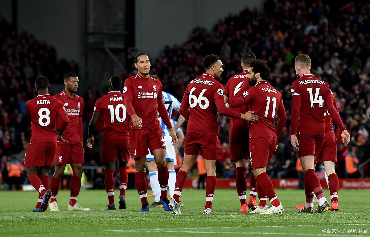 沃尔夫斯堡球员努力备战莱比锡红牛 沃尔夫斯堡球员努力备战莱比锡红牛