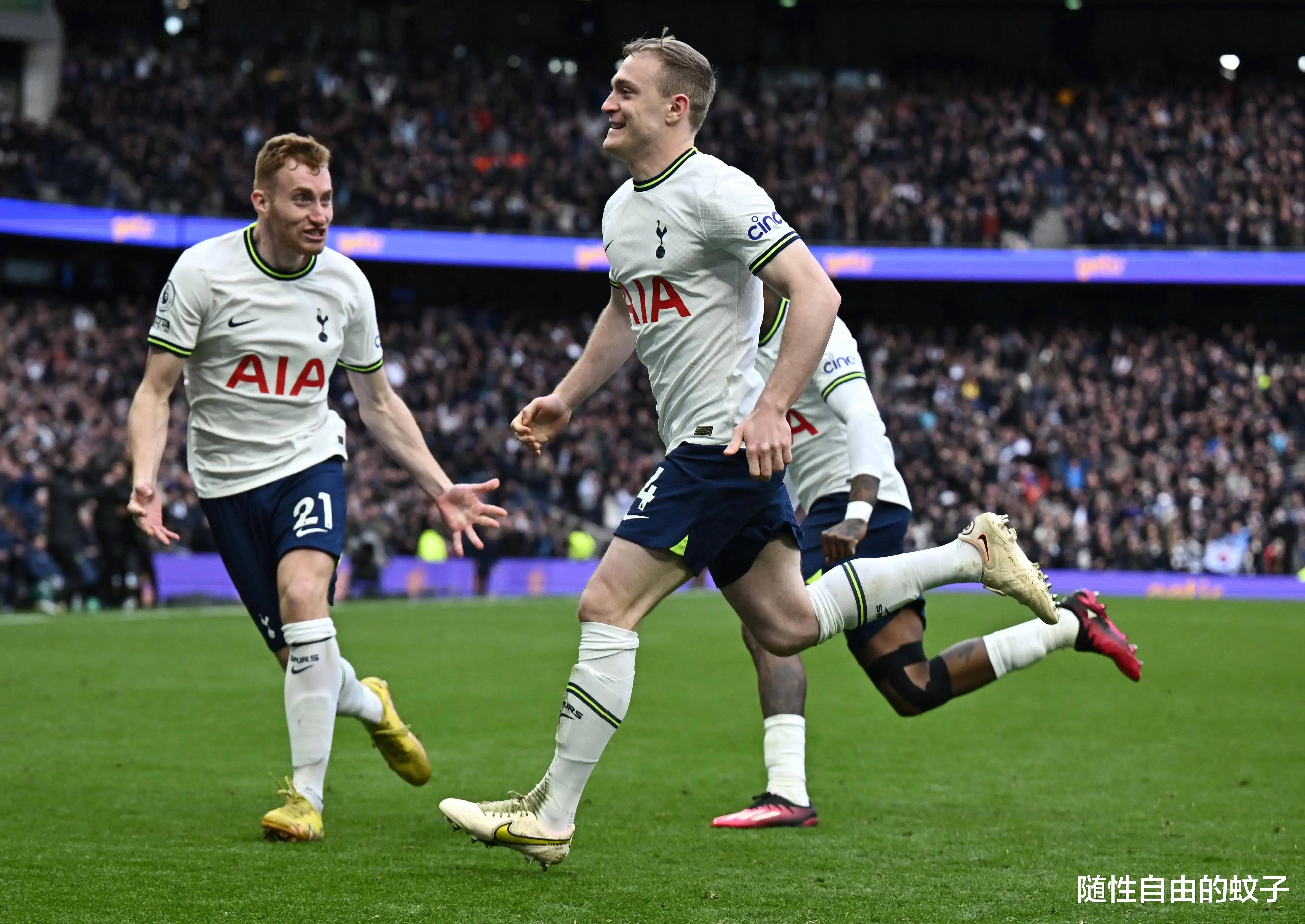 热刺取得胜利，球员士气高昂