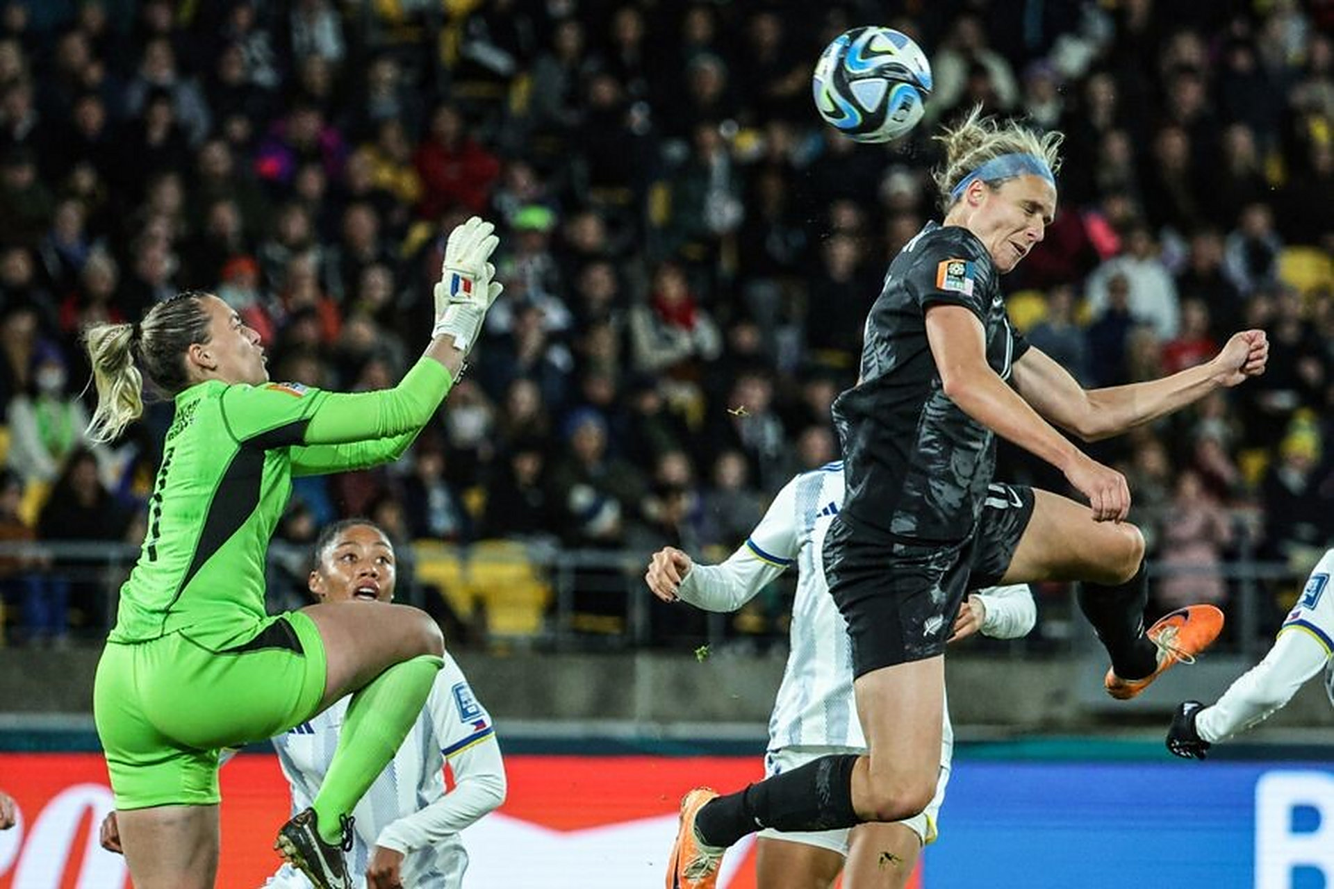 爱游戏大厅-新西兰女足比赛多面折射的简单介绍