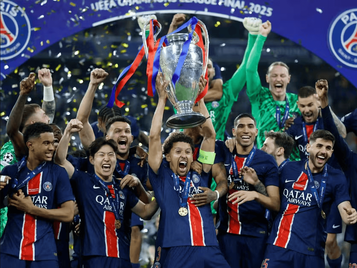 爱游戏大厅-曼联斩巴黎圣日耳曼，欧冠梦惊魂的简单介绍