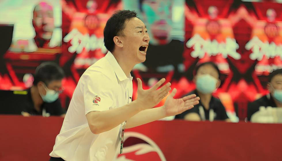 爱游戏在线-高难度比赛让球员们展现出非凡实力！