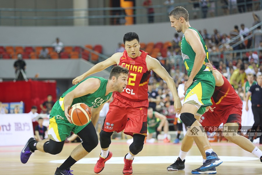 爱游戏-欧洲篮球联赛决赛战火重燃，精彩对抗持续