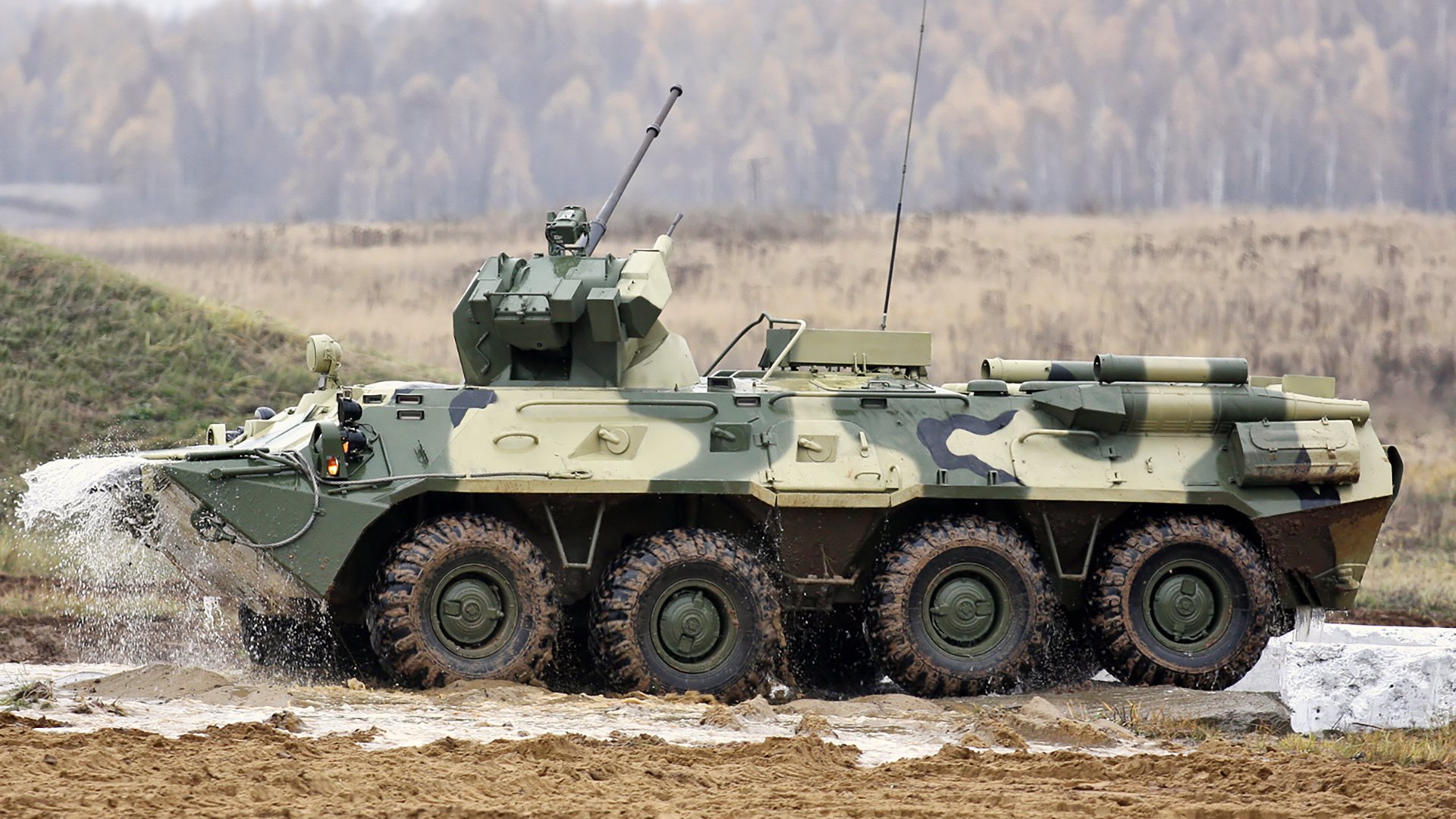 突尼斯掀翻波兰的赛场阴影，为何苏亚雷斯的幽灵进球裁定乾坤？